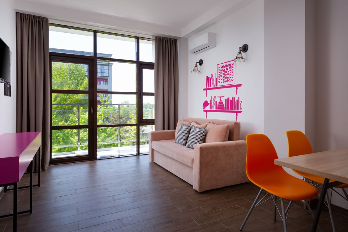 Family room with balcony (In Townhouse) - 1