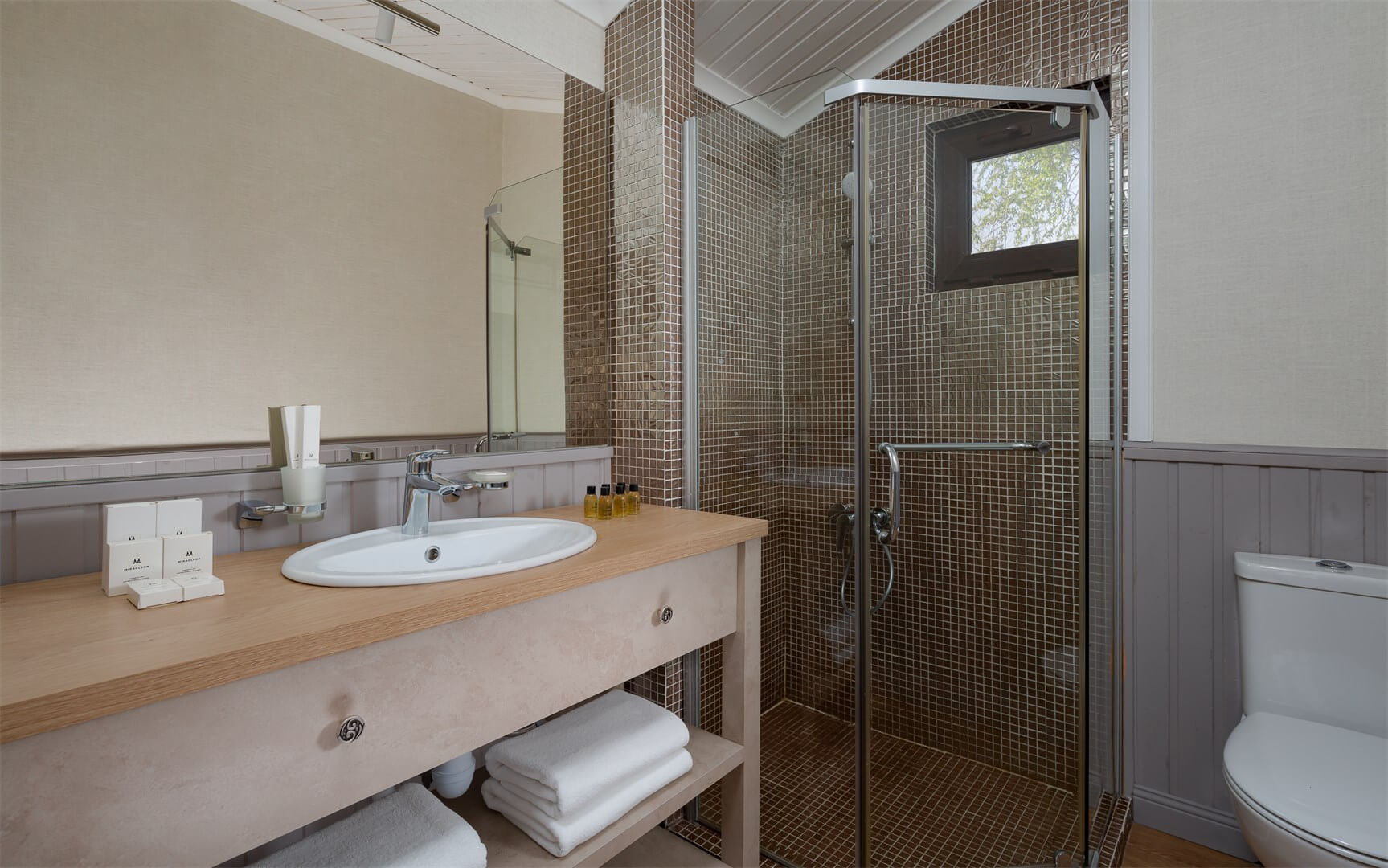 Bungalow Suite - 7