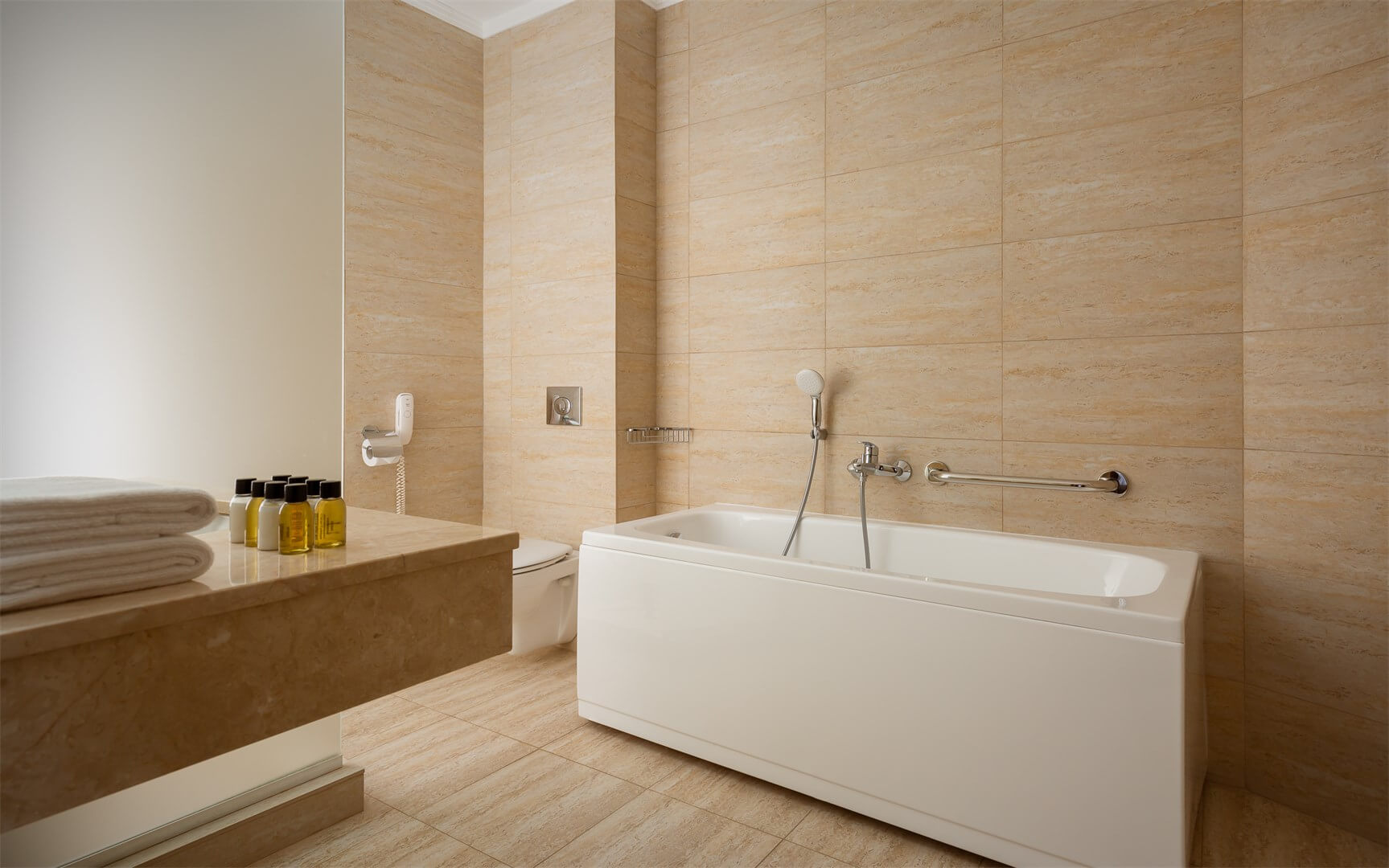 Executive Suite - 3