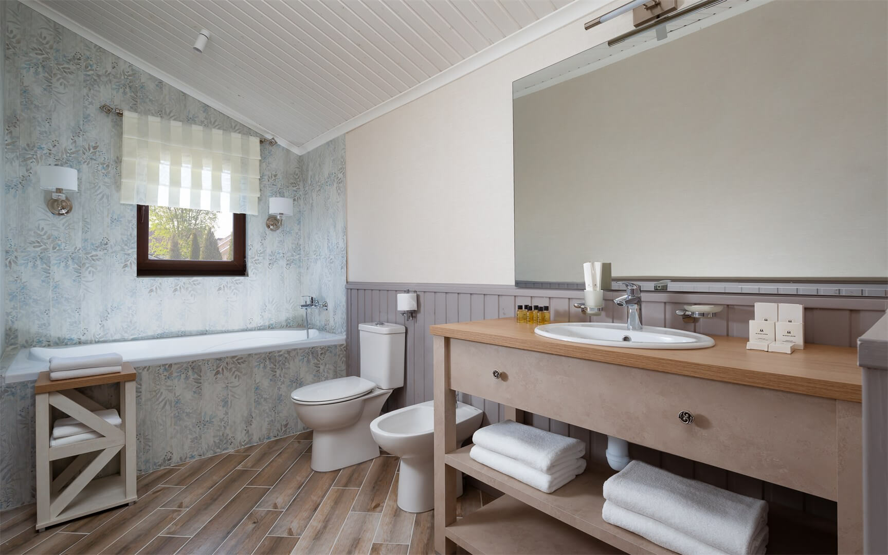 Bungalow Suite - 5