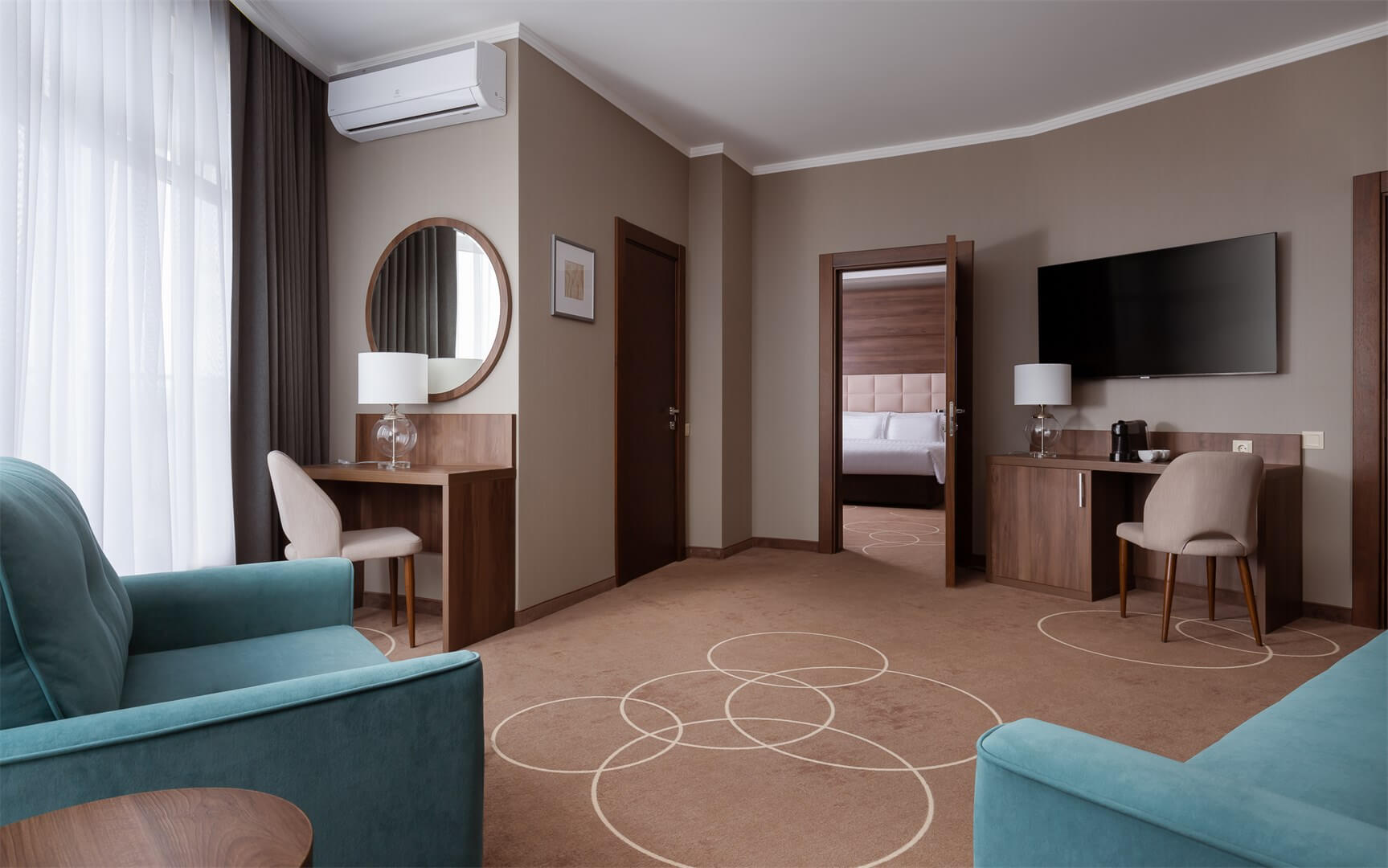 Family Room - 3