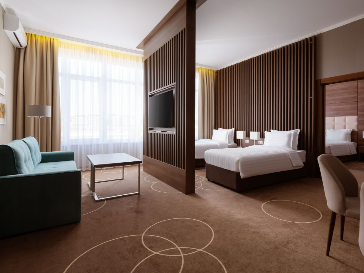 Executive Suite - 1