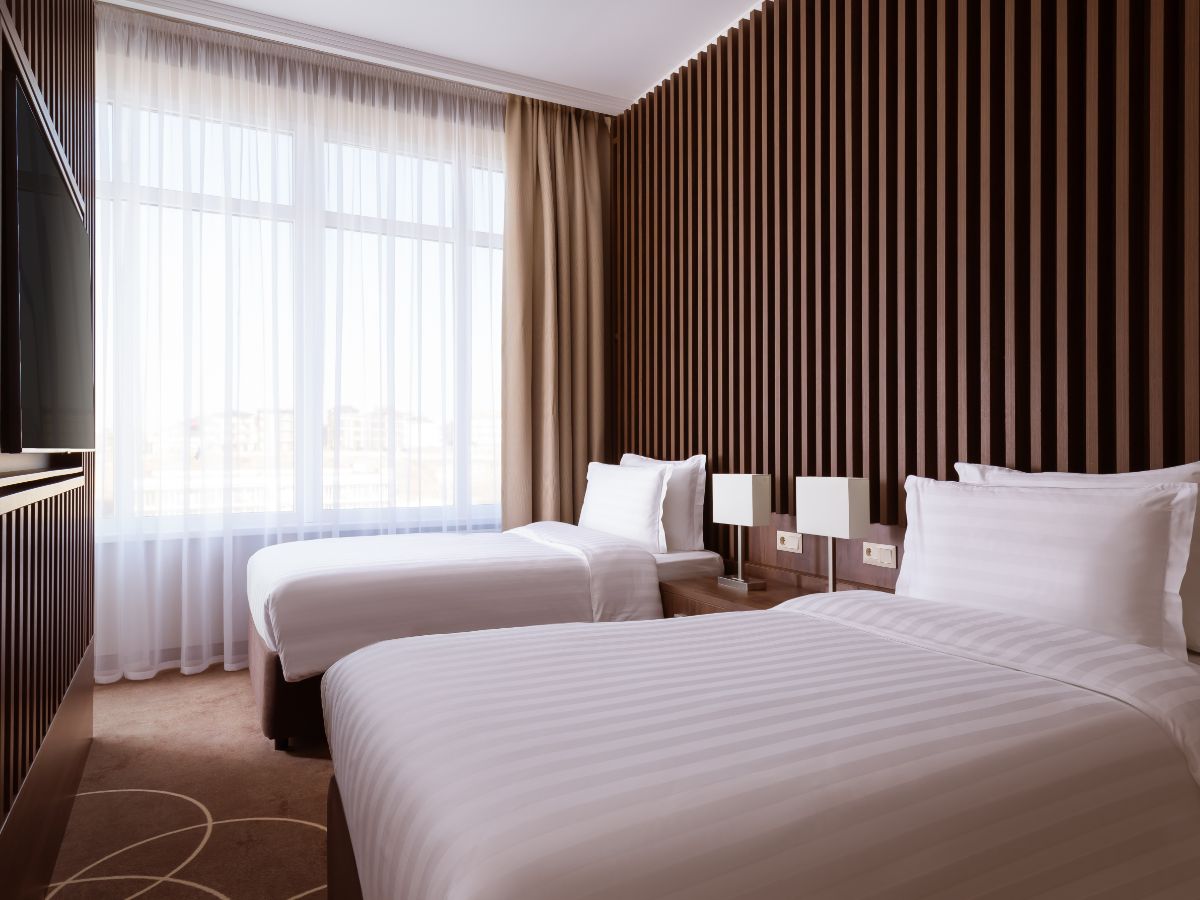 Executive Suite - 2